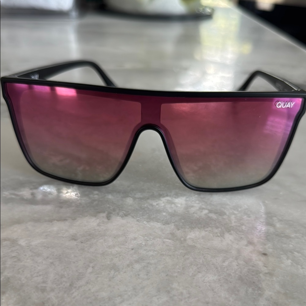 Quay Australia Black and Pink Sunglasses